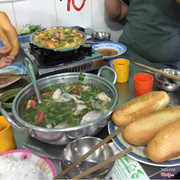 Ngon lắm lun , giá cả phải chăng , đi ăn hoặc đi nhậu là quá ok lun , phục vụ chu đáo dễ mến 