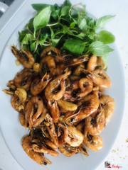 Tôm rang tỏi