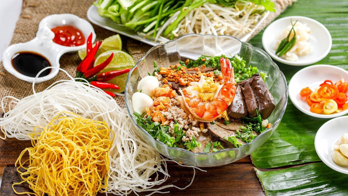 Cà Phê Bo - Bún Mọc & Hủ Tiếu - Hoàng Quốc Việt