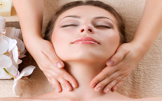 Chăm Sóc Da Yến Oanh - Phạm Thế Hiển