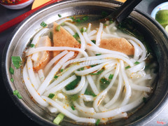 Bánh canh chả cá