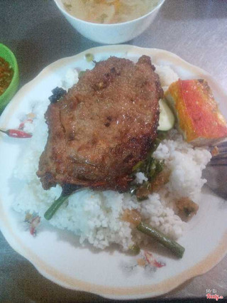 Cơm Sườn chả 