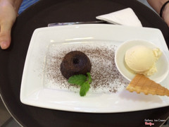 Sự kết hợp khéo léo giữa bánh Chocolate Fondant cùng kem Vanilla