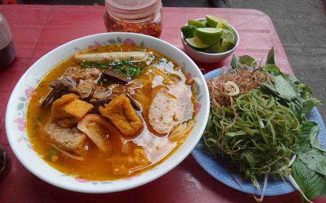 Bún Riêu Khánh Sáu