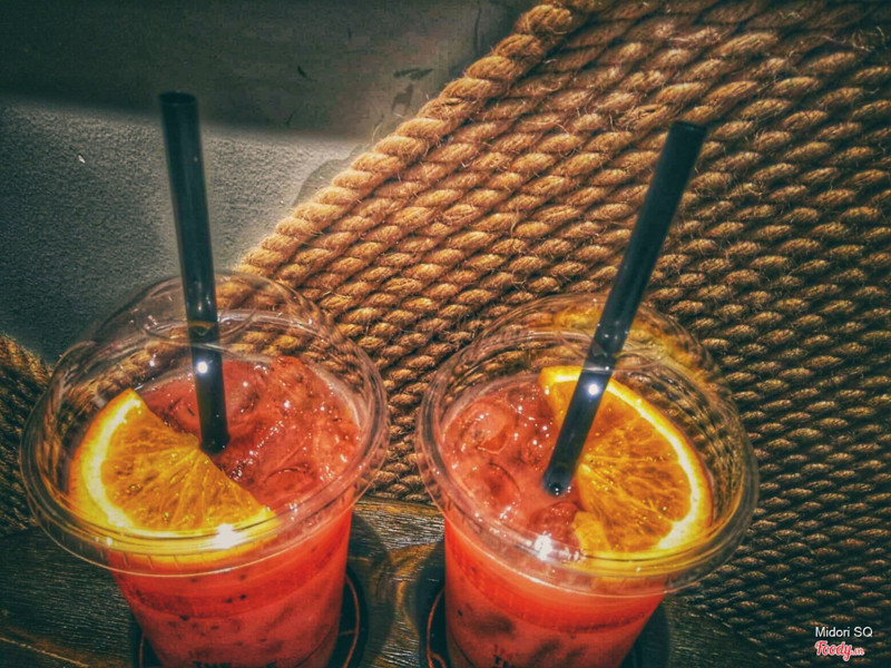 Yakult sơ ri thanh long