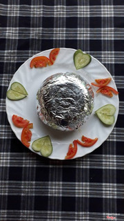 cơm hải sản cuộn giấy bạc