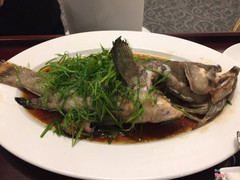 Cá mú hấp xì dầu