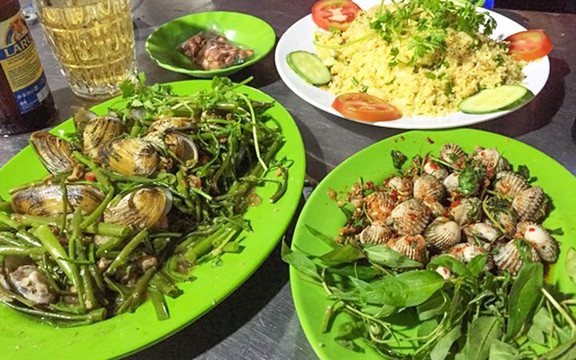 Quán Cô Màu - Nhậu Bình Dân