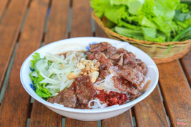 Bún thịt nướng