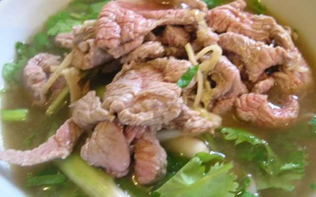 Phở Bò - Tiết Canh