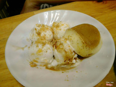 Kem dừa trộn flan