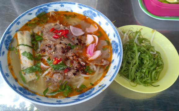 Bún Bò Huế - Đường D2