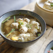 Hoành thánh bò viên
40.00