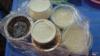 3 loại: Tiramisu, phô mai chua và flan