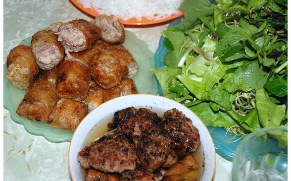 Nhật Minh - Bánh Xèo, Nem Lụi & Bún Chả