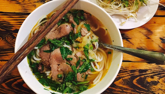 Bún Bò Huế Xưa - Lê Thị Riêng