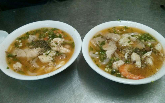 Dung - Bánh Canh Cua