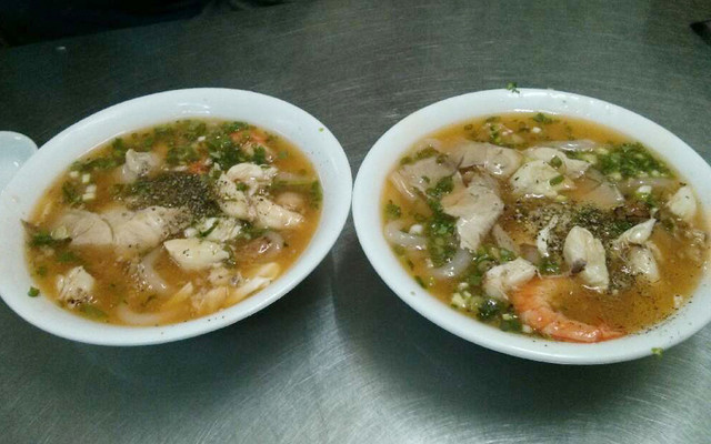 Dung - Bánh Canh Cua