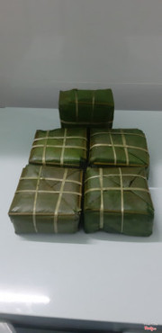 Bánh chưng Đồng nai ăn Tết giá 90 nghìn. Bánh rền và nhân rất ngon.