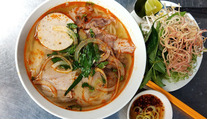 Bún Bò Huế O Nhỏ - Hậu Giang