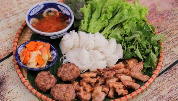 Hoa Thanh Quán - Bún Chả - Bánh Lá Răng Bừa - Nem Chua Thanh Hóa - Trần Nhật Duật