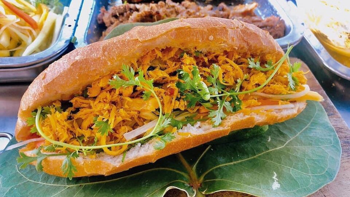 Bánh Mì 76 - Vân Đồn