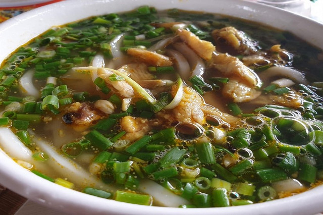 Bánh Canh Cá Lóc Bích Đào - 33 Hoàng Quốc Việt