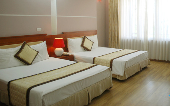 Khách Sạn Mỹ Hoa 2 - Phạm Hùng