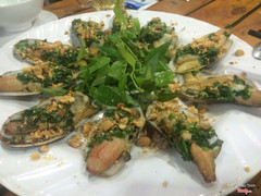 Tu hài nướng mỡ hành