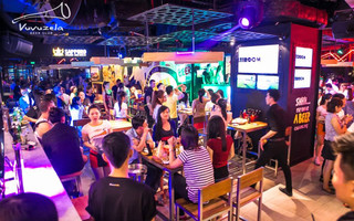 Vuvuzela Beer Club - SC VivoCity