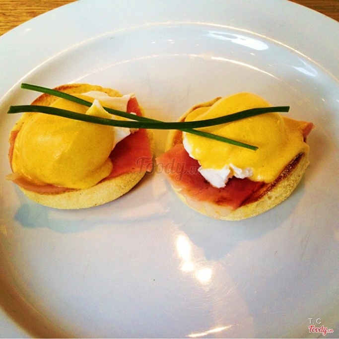 eggs benedict