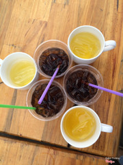 Trà đá và nước ngọt free