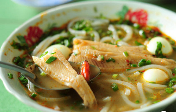  O Phương - Bánh Canh & Bánh Ép