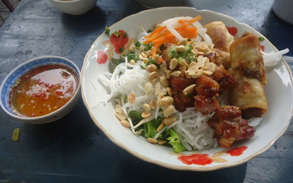 A Phước - Bún Thịt Nướng & Gỏi Cuốn