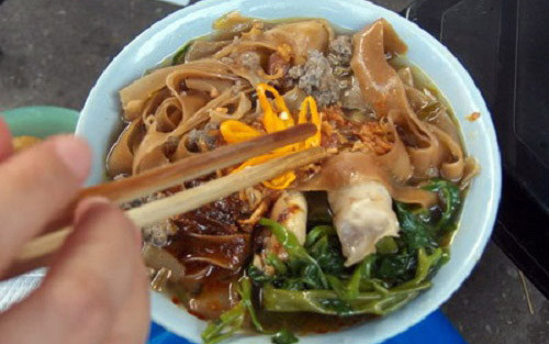 Bánh Đa Trộn - Nguyên Hồng