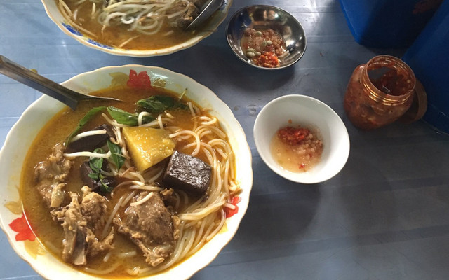 Bún Cà Ri Vịt