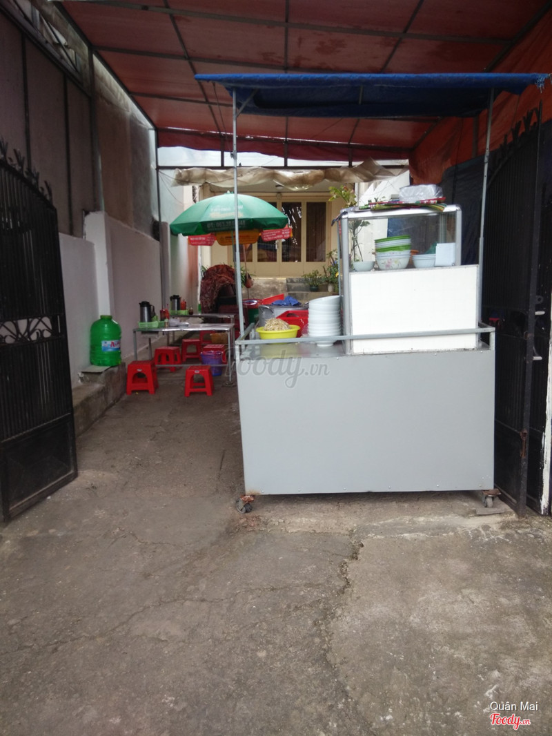 Không gian quán nhìn trực diện