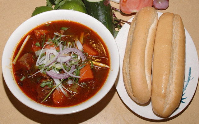 Quán Ăn Việt - Cơm, Hủ Tiếu & Bò Kho