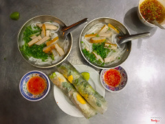 Bánh canh bì cuốn