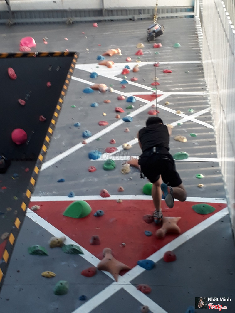 Trượt xuống núi