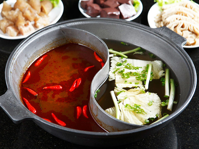 Chen Shabu Shabu - Nướng Không Khói - Nguyễn Trãi