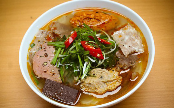 Bún Bò Cô Tuyết