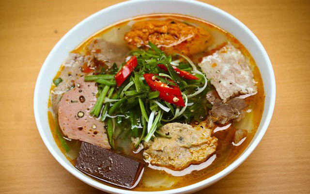 Bún Bò Cô Tuyết