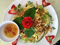Gỏi xoài ốc giác 