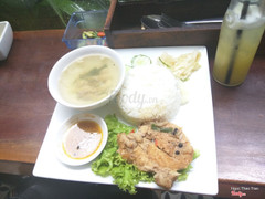 Cơm trưa - sườn ram