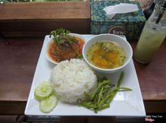 Cơm trưa - thịt viên xíu mại