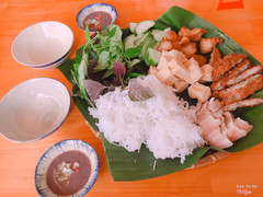 Bún đậu tá lả