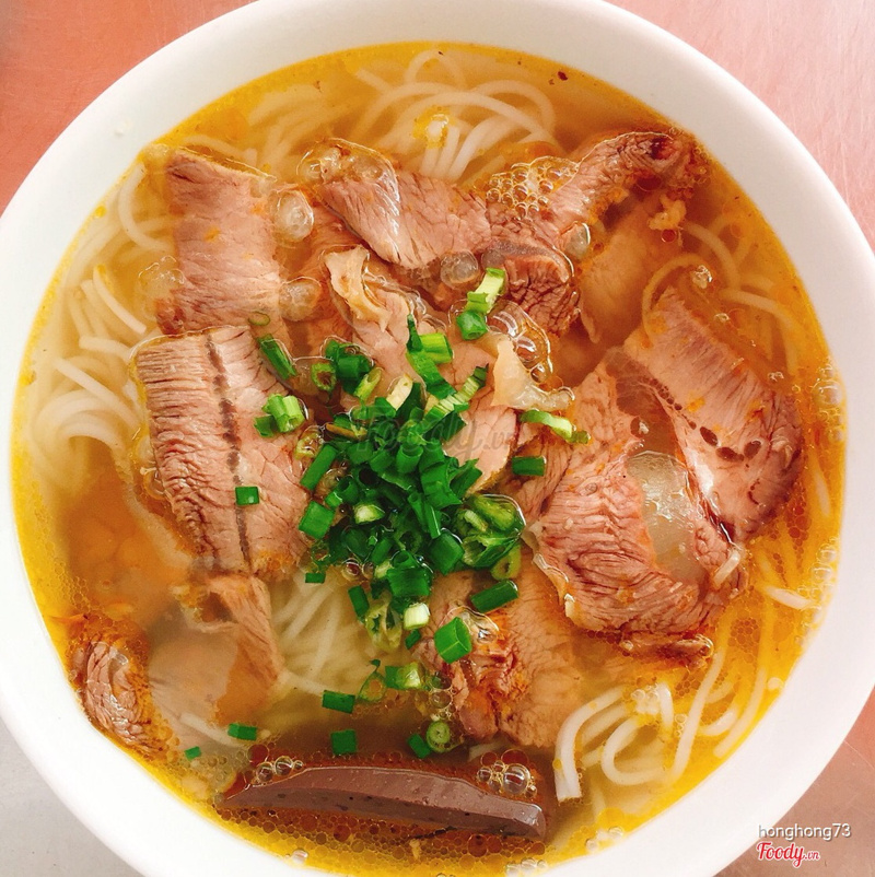 Bún bò nạm