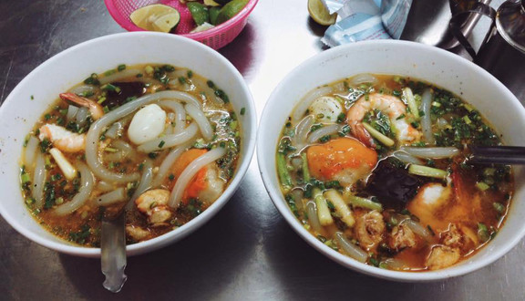 Bánh Canh, Bún Riêu & Gỏi Cuốn