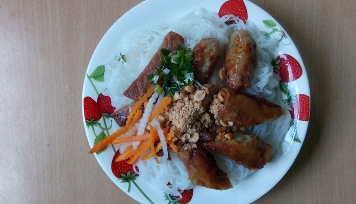 Cô Ba - Bún Thịt Nướng, Canh Bún & Bún Riêu Cua